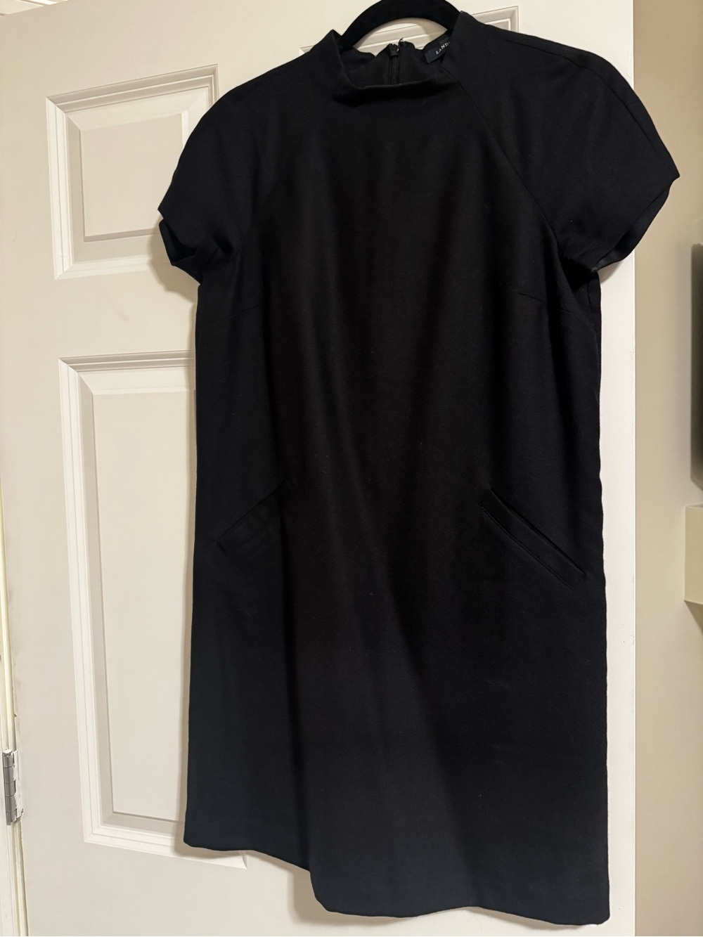 Lands' End Black Short-Sleeve Shift Dress